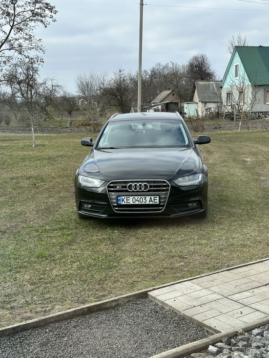 Продам Audi A4 B8