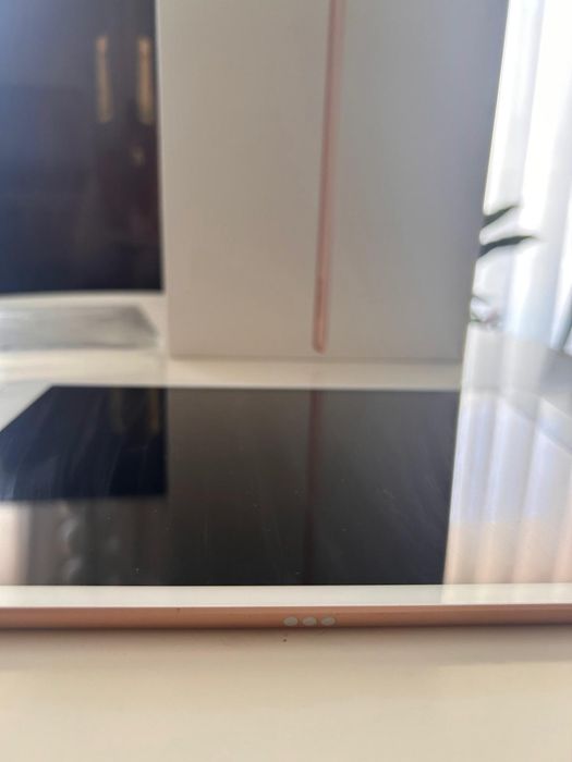 Ipad 8.ª  Geração (Rosa) - Impecável e Pronto a Usar
