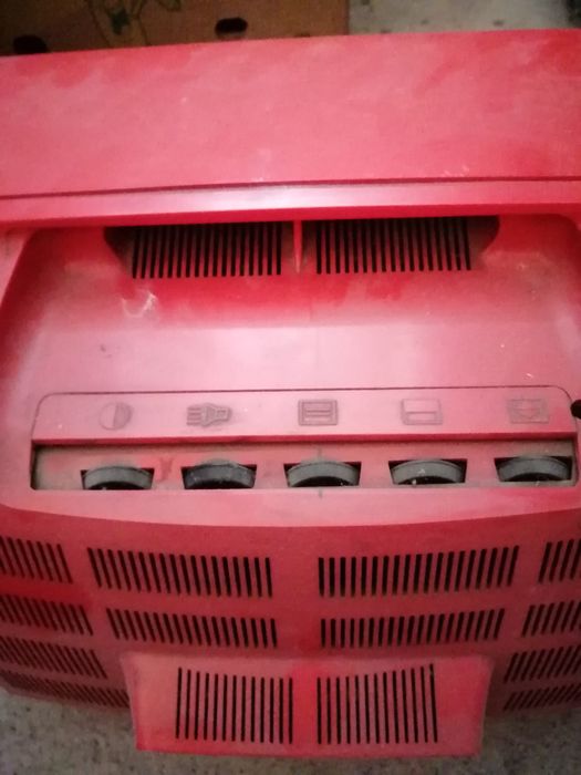 Telewizor JUNOST 402 B