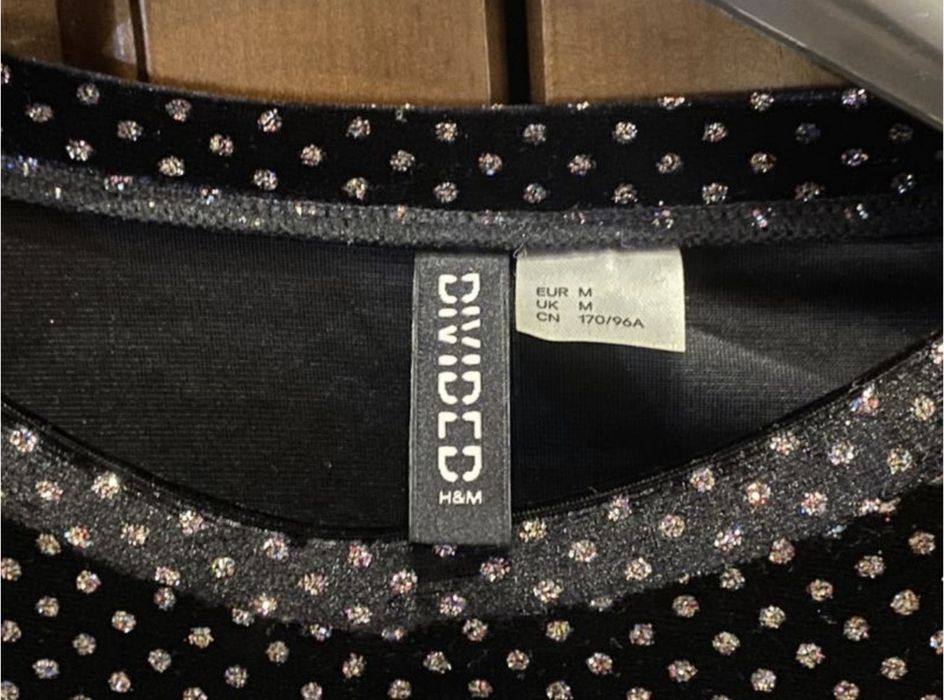 Блискучий топ з довгим рукавом