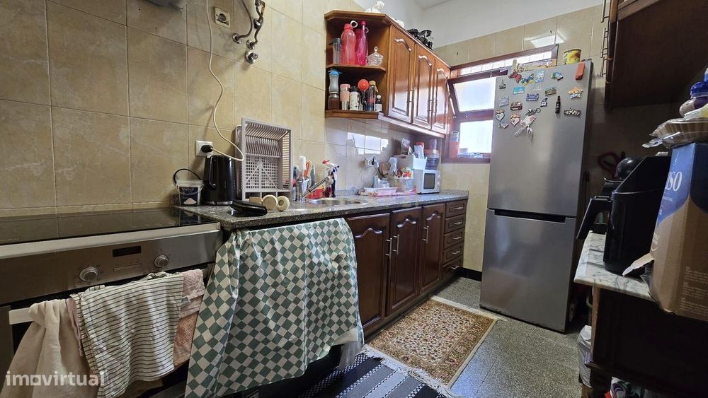 Apartamento T1 com Terraço e Garagem em Gondomar