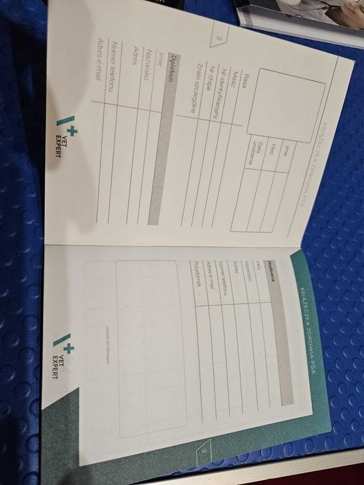 Książeczka zdrowia dla psa Vet Expert 100 sztuk Wyprzedaż