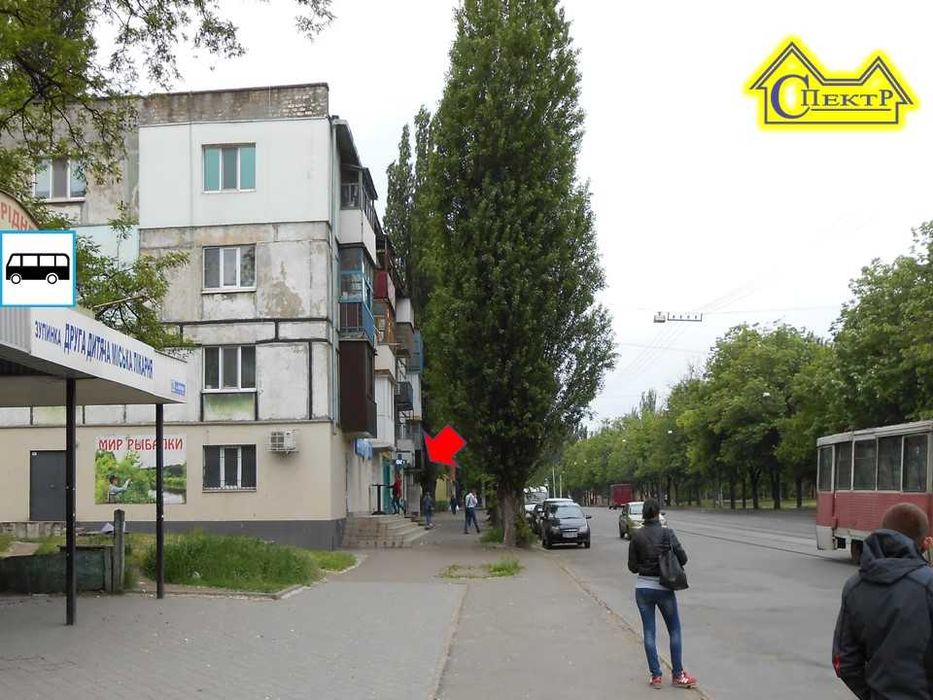 98кв.м.  без опаленя червона лінія великий фасад друга дитяча лікарня  вул Соборності