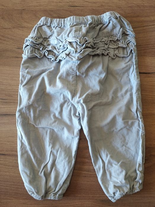 Spodenki z falbankami