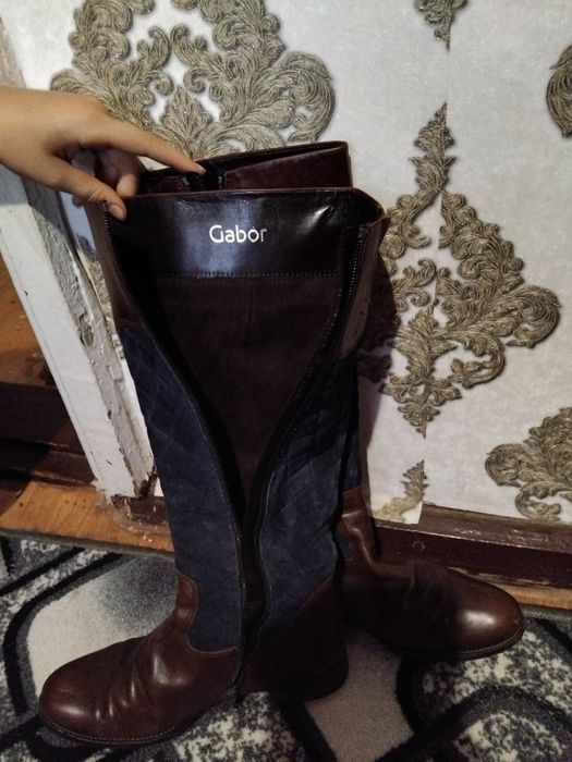 Продам сапожки р,36 натуральна шкіра