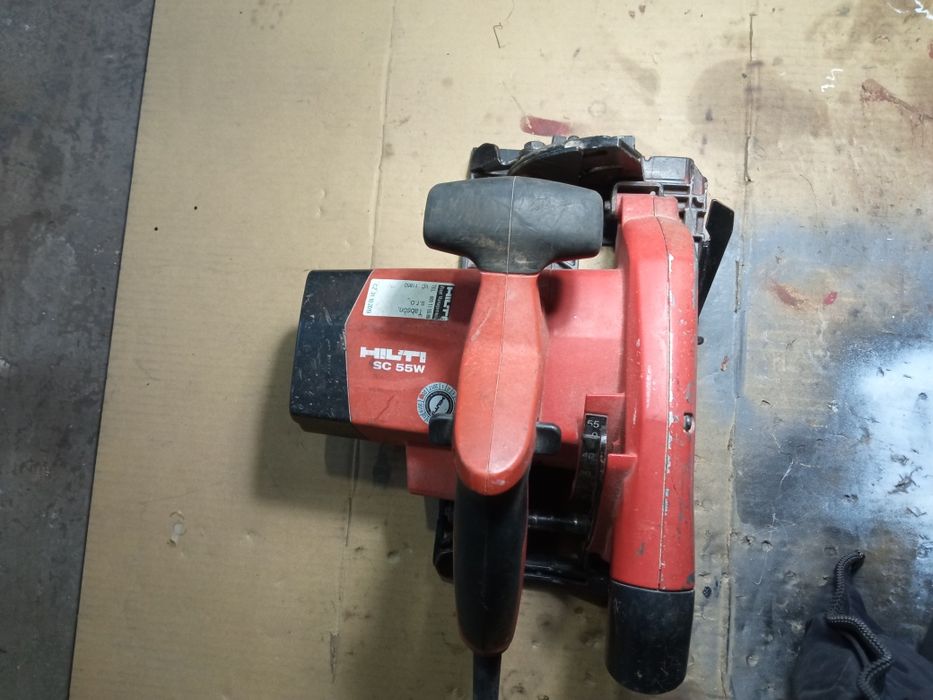 Циркулярна дискова пила HILTI SC 55W