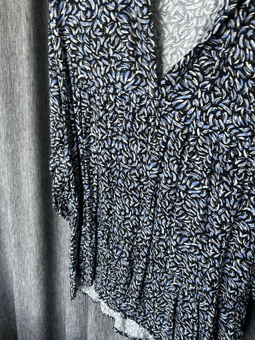 Легка жіноча сукня