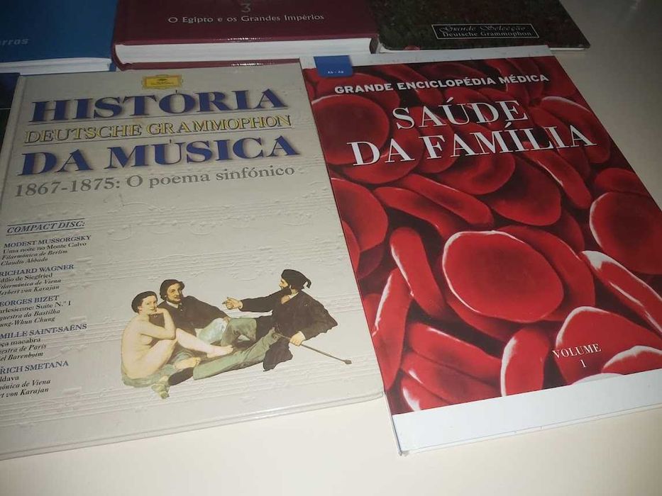 Livros, DVD Filmes e cassetes vídeo para desocupar