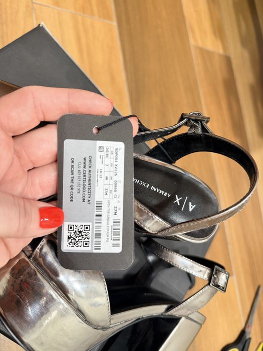Жіночі босоніжки Armani Exchange нові