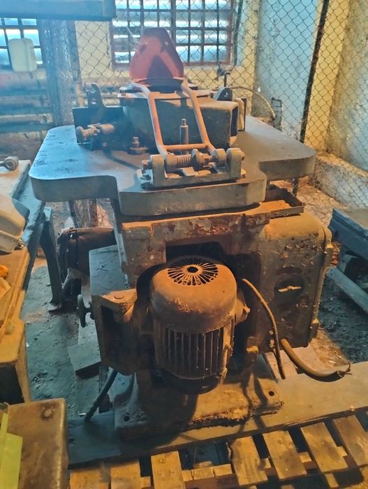 Продам станки деревообробні