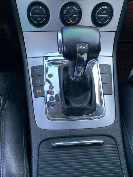 Volkswagen Passat B 6 2.0 TDI (103 kw) DSG  HighLine