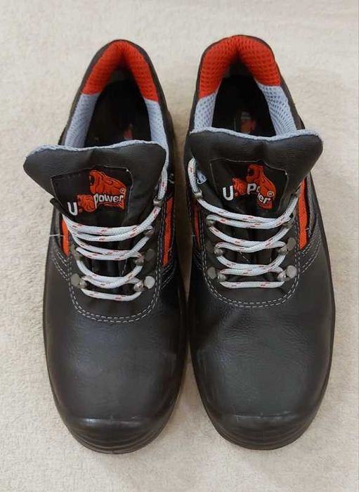 Кросівки    U Power