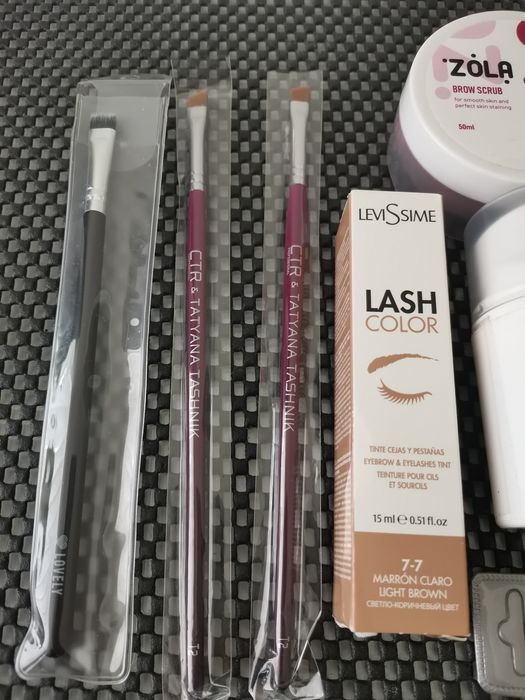 Набор бровист краска пинцет скраб кисточка zola