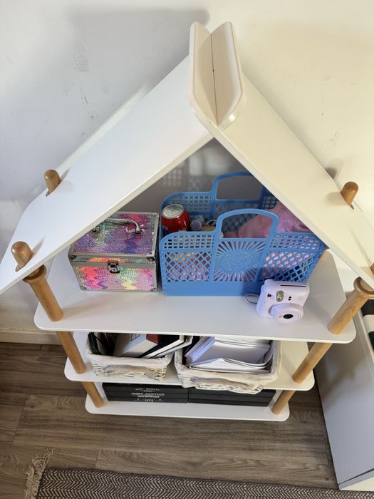 Estante quarto de criança