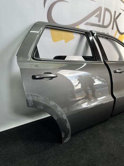 Дверь передняя правая, задняя правая, двери на Dodge Durango 2018-2025