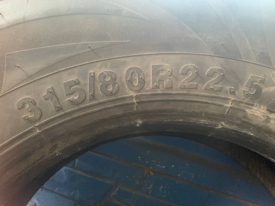 Шина HunterRoad 295/80 R22.5