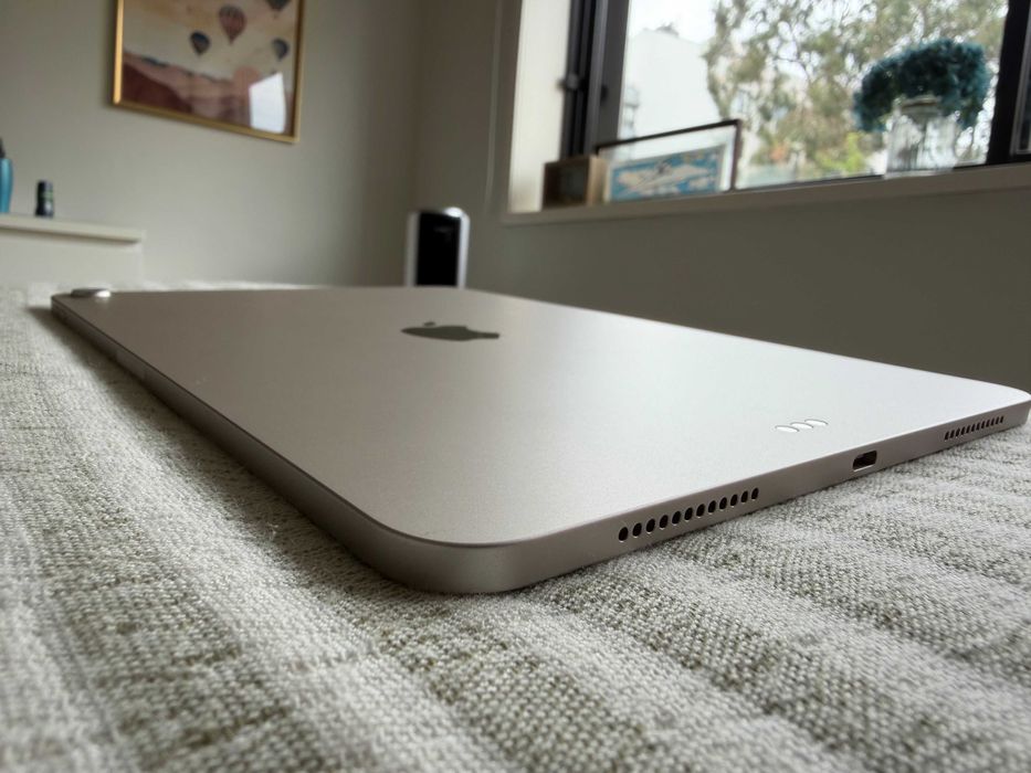 Ipad Air Luz das Estrelas (Starlight) M3 128gb como novo com capa, pelicula e garantia