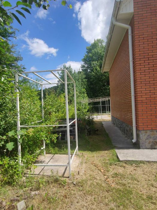 Продається житловий будинок в с. Сальник, у 20-ти км. від Вінниці