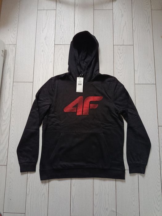 Nowa! Oryginalna 4F bluza L męska czarna z dużym czerwonym logo (209)