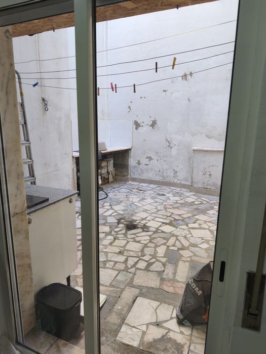 T1 + 1 a 50metros comboio