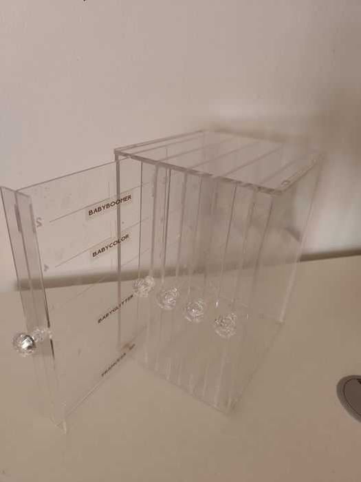 Suporte expositor para unhas