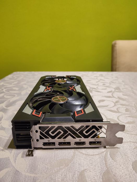 Placa Gráfica Sapphire Radeon RX 5700 XT Pulse 8GB