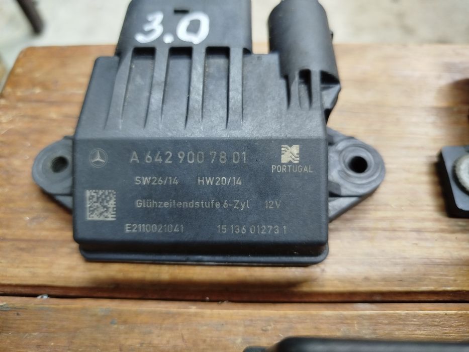 Реле свічок накалу Мерседес 2.2cdi om646, 3.0cdi om642, 2.7cdi
