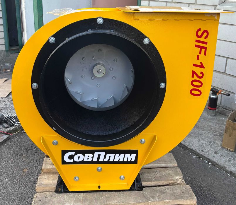 Вентилятор, вытяжка ,улитка 12000 м³/ч  .