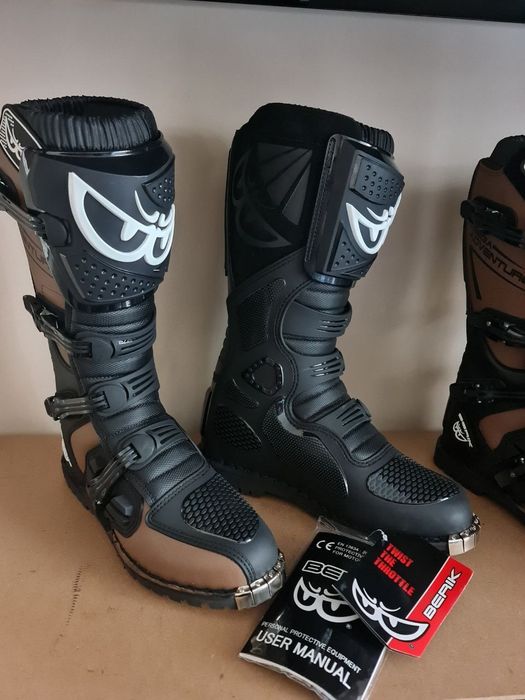 Мотоботи крос ендуро взуття чоботи екіпірування захист крос ендуро Kross Enduro