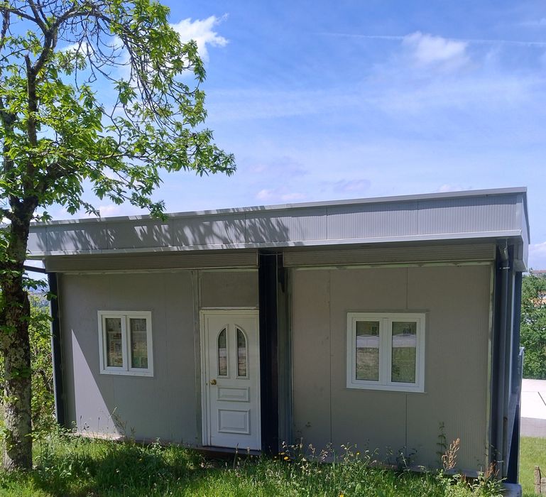 Pequeno pavilhão