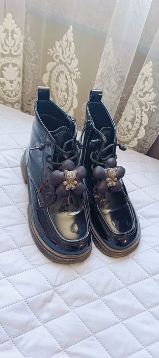 Ботінки холодна осінь