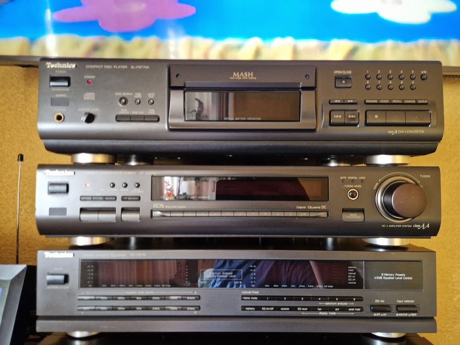 Technics cd sl ps770a korektor sh ge70 plus tuner  st gt650 cena za 3s