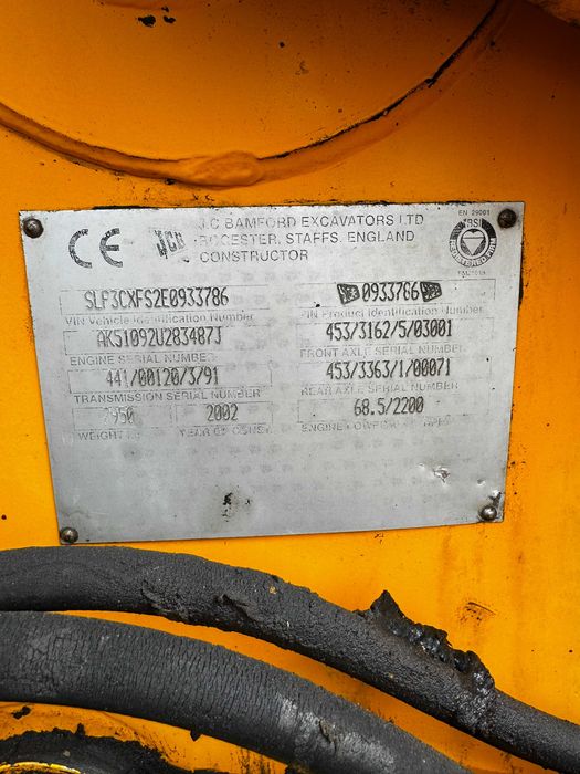 Koparko - ładowarka JCB 3 CX równe koła