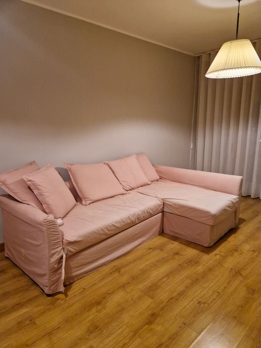 Sofá com chaise e cama