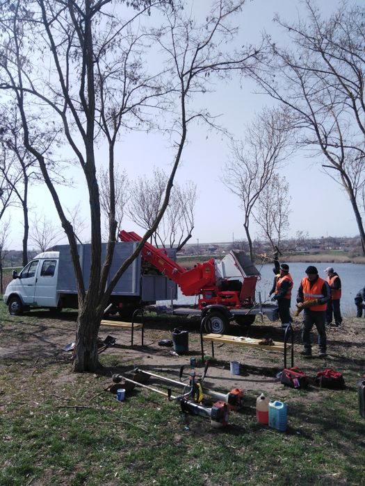 Вспашка и уборка участков очень добросовестно. Одесса.