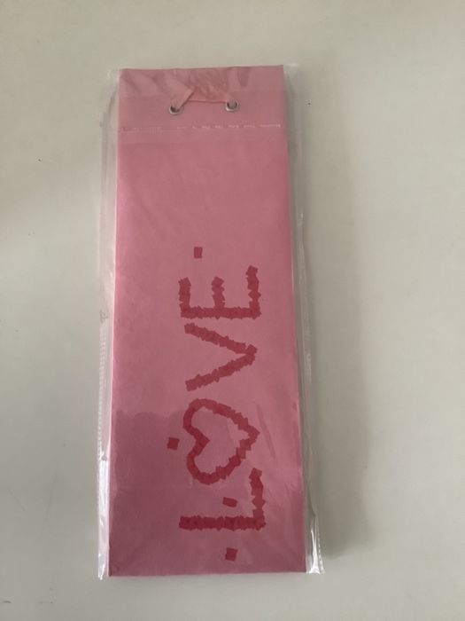 Tema LOVE (4) Individuais/ Caminho de mesa / guardanapos/ embalagens