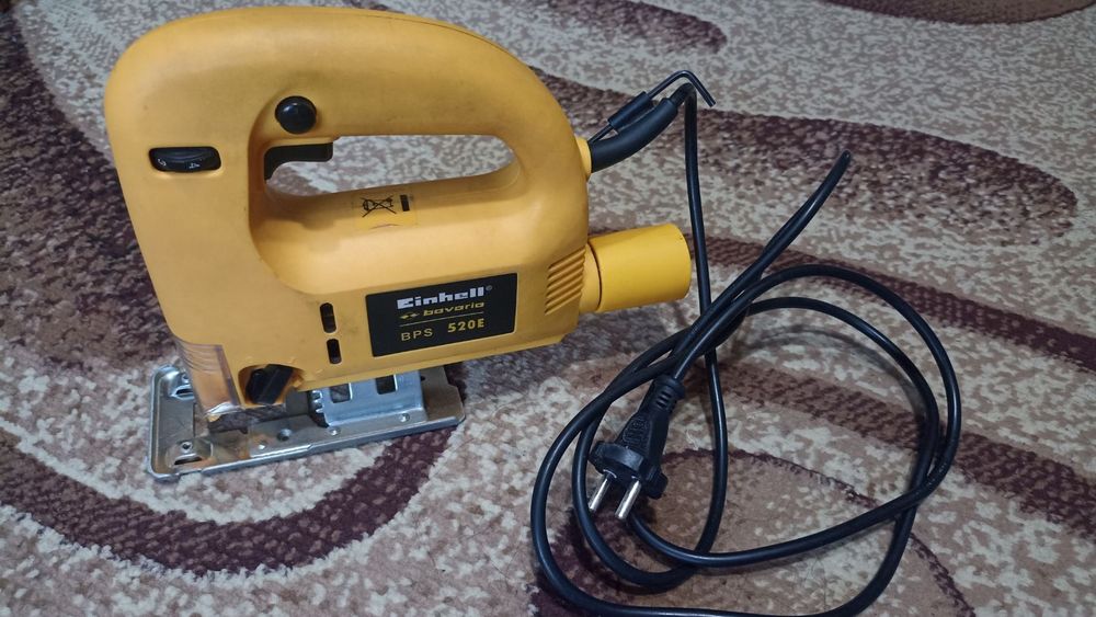 Электролобзик Einhell bavaria bps520e. В хорошем состоянии.
