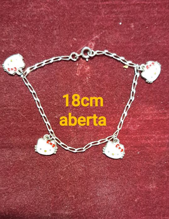Pulseiras em prata Hello Kitty.