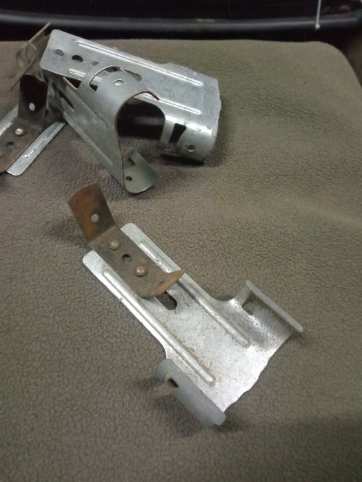 Продам підвіси поворотні