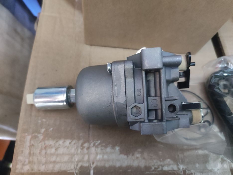 Carburador novo 30 euros