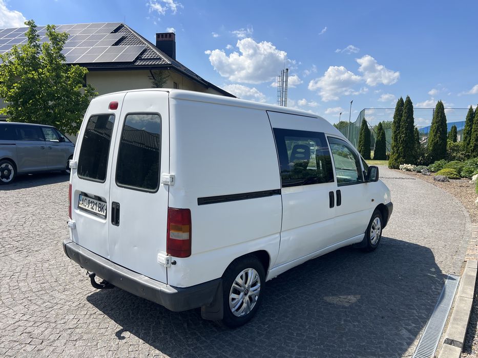 Citroen Jumpy 2000 p 1.9 D  Дві дверки бокових !