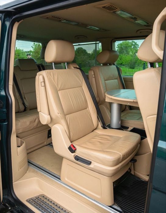 Volkswagen Multivan T5 Highline 2.5 TDI 174 KM