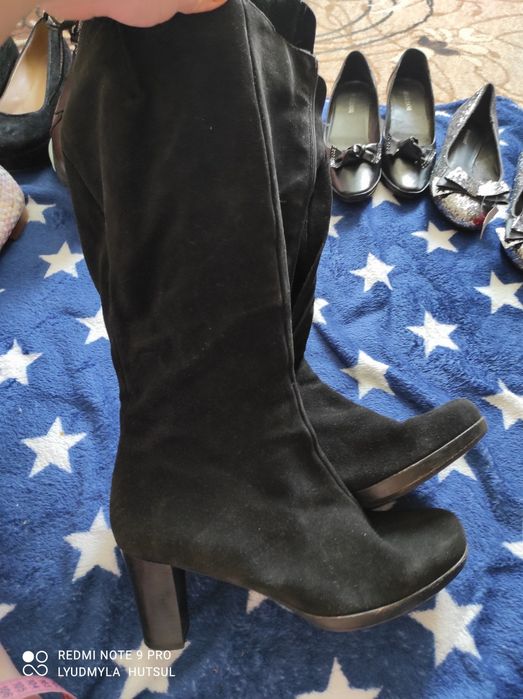 Утеплені нубукові чоботи