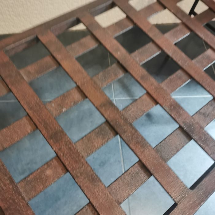 Banco em ferro exterior