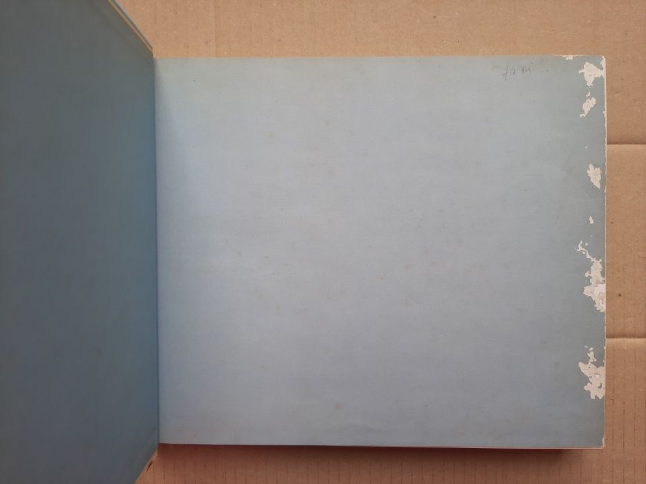 RELIGIÃO - Várias Bíblias