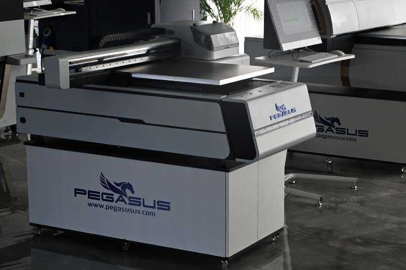Drukarka UV - PEGASUS AXIS 5th Gen. Druk UV, UV DTF, Do gadżetów