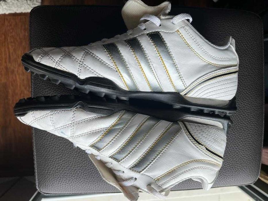Chuteiras Adidas Heritagio v trx tf Relva artificial TAM 39 1/3