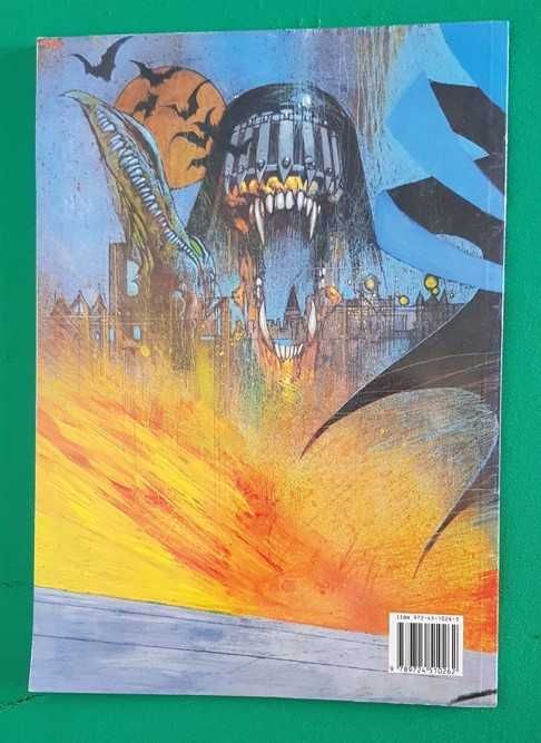 Batman & Judge Dredd - Julgamento em Gotham - Simon Bisley & Alan Grant & John Wagner