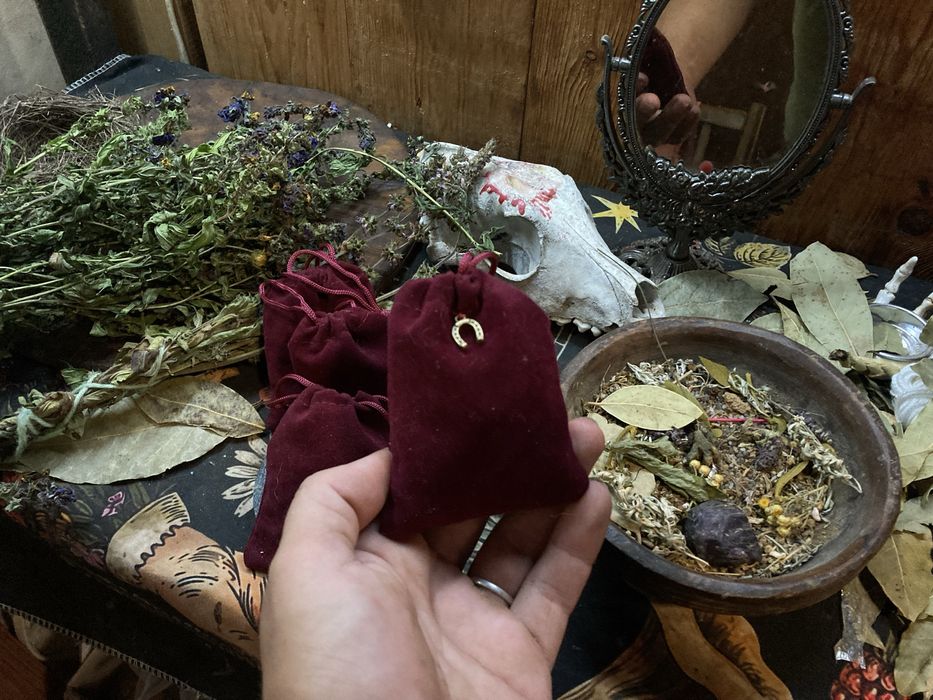 Мішечок на удачу та процвітання