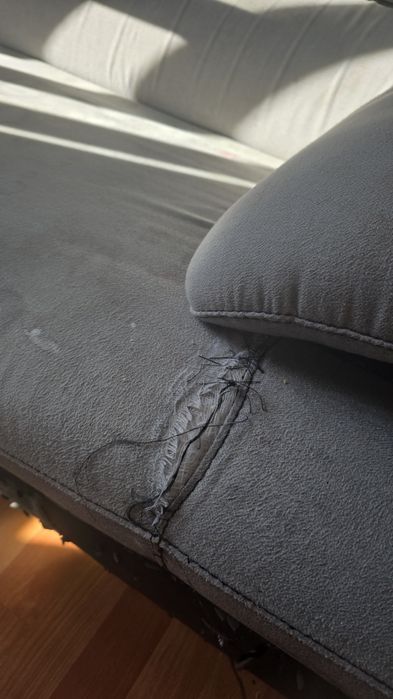 Sofa para doar pois esta muito usado